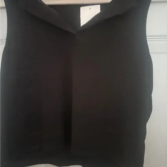 Cotton Emporium Black Sleeveless Crop Tank Top - Picture 3 of 4